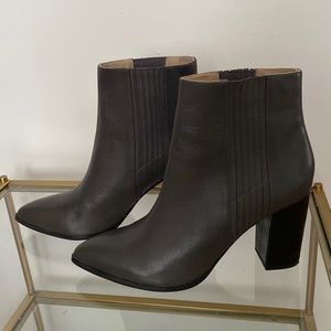 Anthropologie Seychelles Grey leather booties